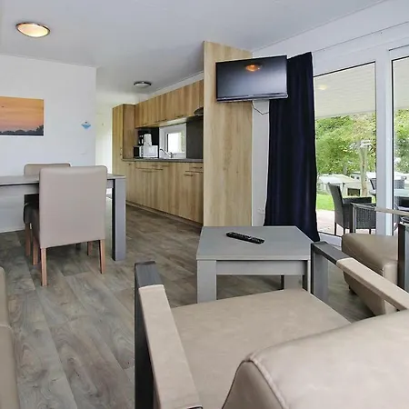 Holiday And Camping Park Havelberge Am Woblitzsee - Dms021049-myb Userin